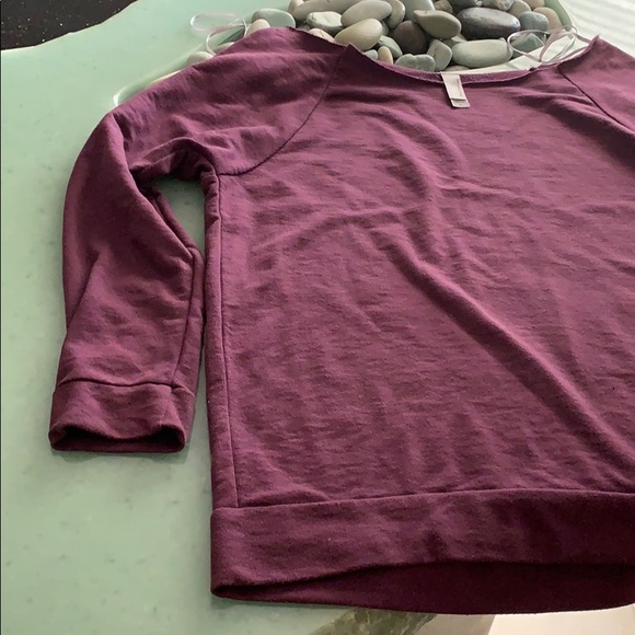 Yoga sport Next Level scoop neck deep purple top - Picture 3 of 3